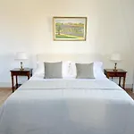 Riviera Waterfront 3 Bedrooms Private Parking *
