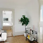 Riviera Waterfront 3 Bedrooms Private Parking Montreux