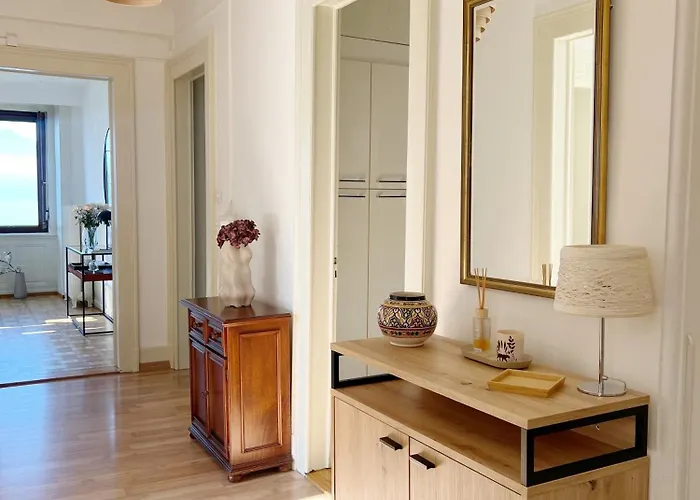 Apartment Riviera Waterfront 3 Bedrooms Private Parking *