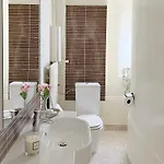 Riviera Waterfront 3 Bedrooms Private Parking *